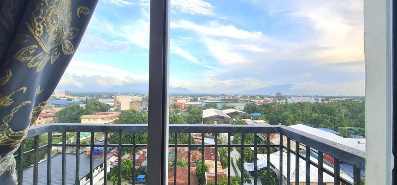 913Cityscape Located At City Center Bacolod Exterior photo